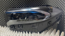 Laden Sie das Bild in den Galerie-Viewer, Frontscheinwerfer Mercedes-Benz Eqa Eqb A2439069000KZ LED Rechts oder Links