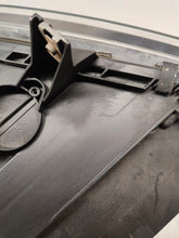 Load image into Gallery viewer, Frontscheinwerfer Mercedes-Benz W166 A1668204159 Xenon Rechts Headlight