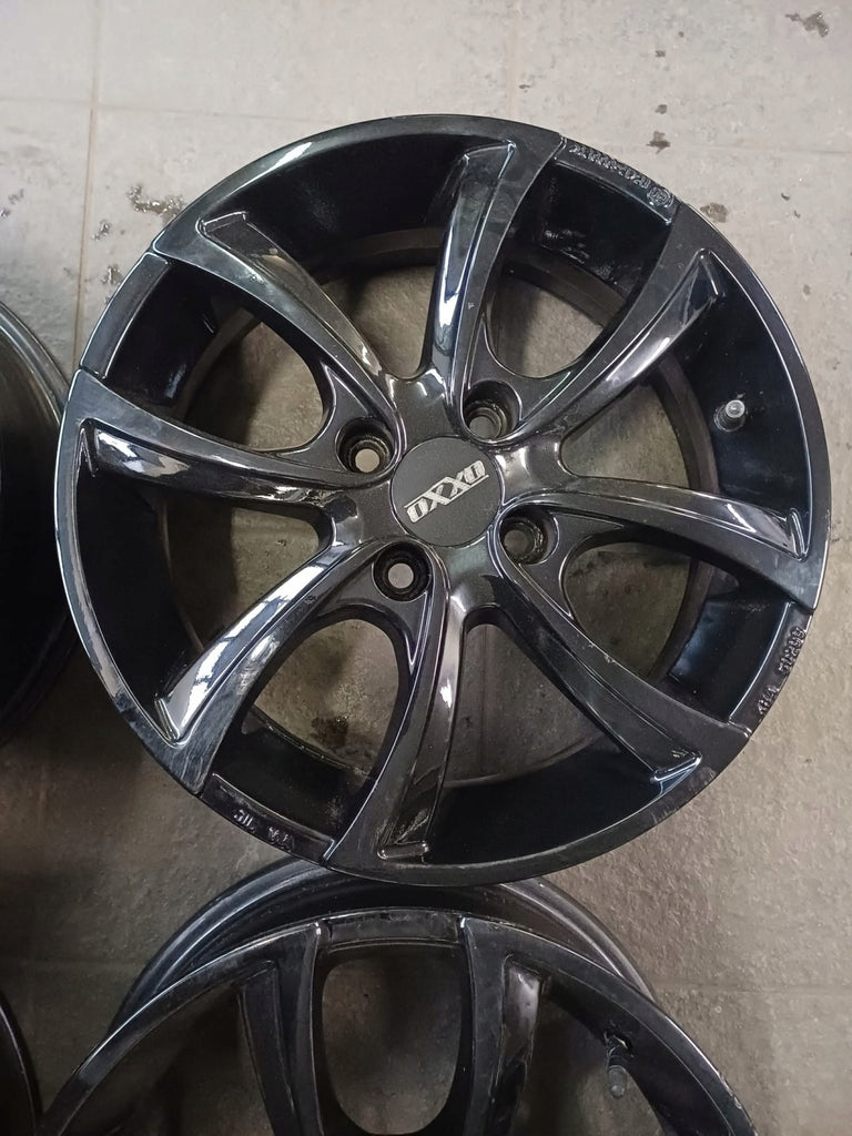 4x Alufelge 15 Zoll 5.0" 4x100 32ET Renault Twingo II Fortwo Rim Wheel FEL8470801321rc
