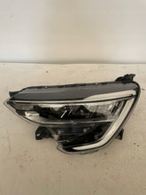 Load image into Gallery viewer, Frontscheinwerfer Renault 260603632R LED Links Scheinwerfer Headlight