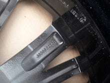 Laden Sie das Bild in den Galerie-Viewer, 1x Alufelge 19 Zoll 7.0&quot; 5x114.3 40ET 403003273 Renault Espace Koleos Ii