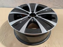 Laden Sie das Bild in den Galerie-Viewer, 1x Alufelge 18 Zoll 8.0&quot; 5x112 43ET A2134013700 Mercedes-Benz W213 Rim Wheel