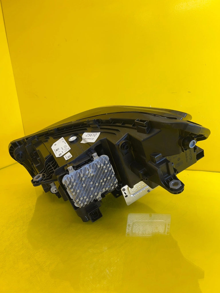 Frontscheinwerfer BMW X1 5A9A228-01 LED Rechts Scheinwerfer Headlight SCH1407431130ix