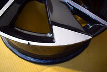 Laden Sie das Bild in den Galerie-Viewer, 1x Alufelge 17 Zoll 7.5&quot; 5x108 44ET Glanz Graphit 9835057580 Mg Iii Rim Wheel