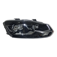 Laden Sie das Bild in den Galerie-Viewer, Frontscheinwerfer VW Polo 6C1941036 Halogen Rechts Scheinwerfer Headlight