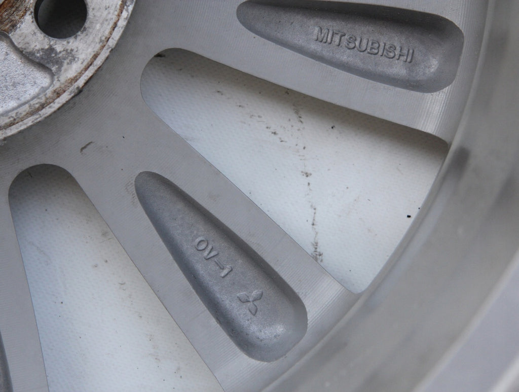 1x Alufelge 18 Zoll 7.0" 5x114.3 46ET 20402D8 Mitsubishi Rim Wheel