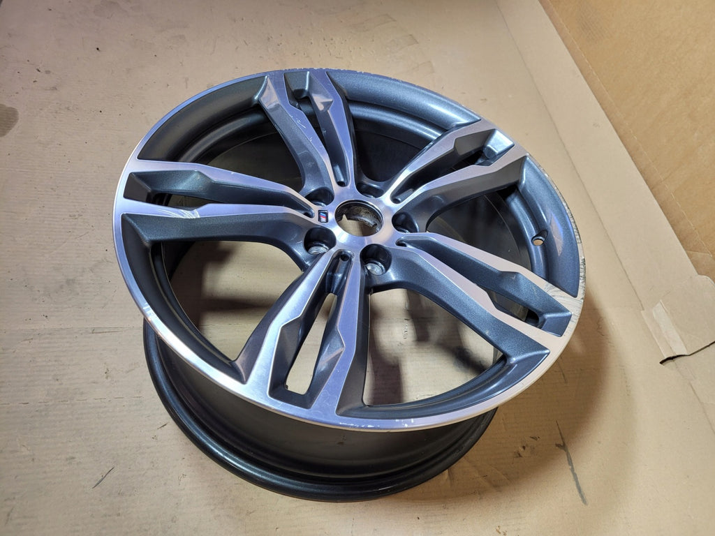 1x Alufelge 19 Zoll 8.0" 5x120 37ET Glanz Silber 7849120 BMW F39 X1 F48 FEL9522898871el