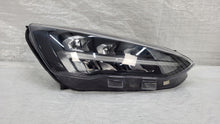 Laden Sie das Bild in den Galerie-Viewer, Frontscheinwerfer Ford Focus LED Rechts Scheinwerfer Headlight