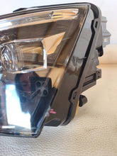 Laden Sie das Bild in den Galerie-Viewer, Frontscheinwerfer Skoda Scala 657941015A Links Scheinwerfer Headlight SCH6575415638ol
