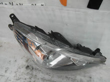 Laden Sie das Bild in den Galerie-Viewer, Frontscheinwerfer Mitsubishi Space Star Rechts Scheinwerfer Headlight