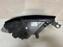 Laden Sie das Bild in den Galerie-Viewer, Frontscheinwerfer Seat Ateca 576941031C Full LED FALSE Scheinwerfer Headlight SCH2367355676uu