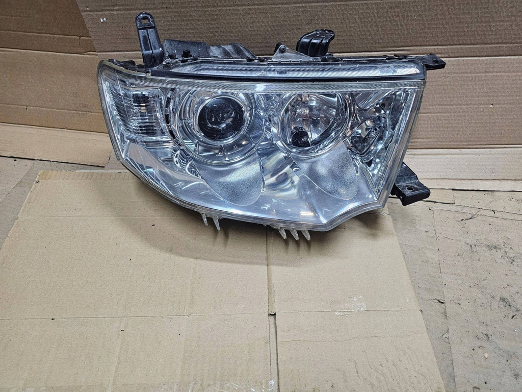Frontscheinwerfer Mitsubishi Pajero I Sport 8301A878 Rechts Headlight SCH2639409594dv