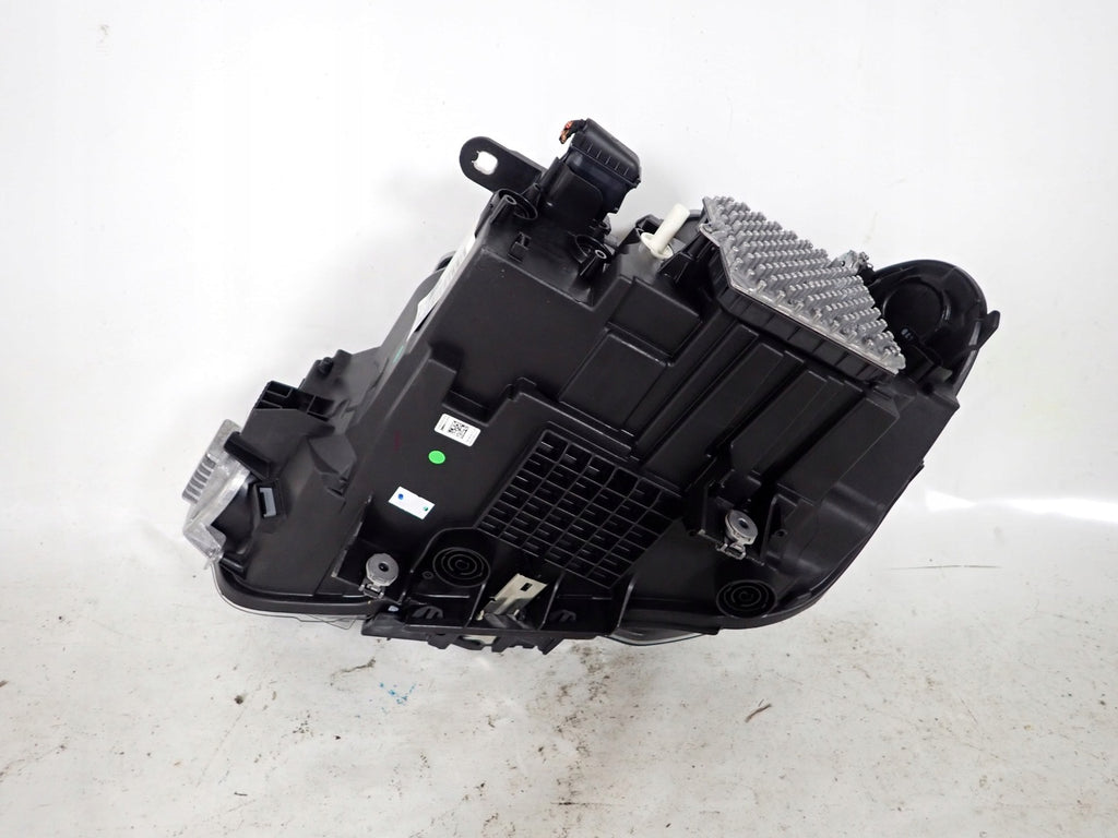 Frontscheinwerfer BMW X1 F48 6311-2707376-01 LED Rechts Scheinwerfer Headlight SCH6071005609ag