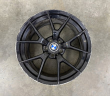 Load image into Gallery viewer, 1x Alufelge 19 Zoll 9.5" 5x120 45ET BMW 1 Rim Wheel FEL9501585812vv