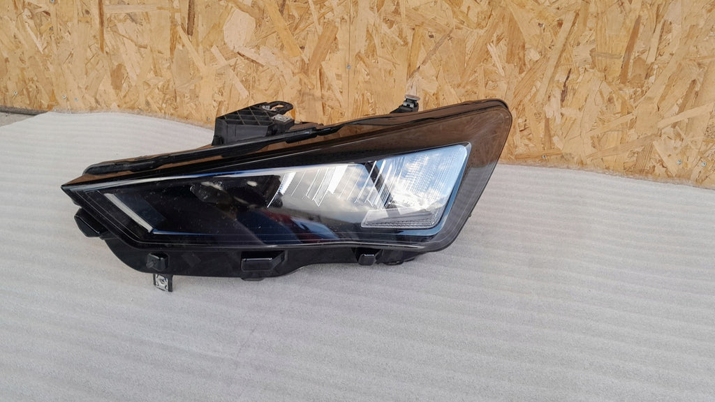 Frontscheinwerfer Seat Leon 5FB941005D Links Scheinwerfer Headlight