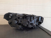 Load image into Gallery viewer, Frontscheinwerfer BMW X1 F48 9477825-05 Vorderseite Scheinwerfer Headlight SCH4480834807zn