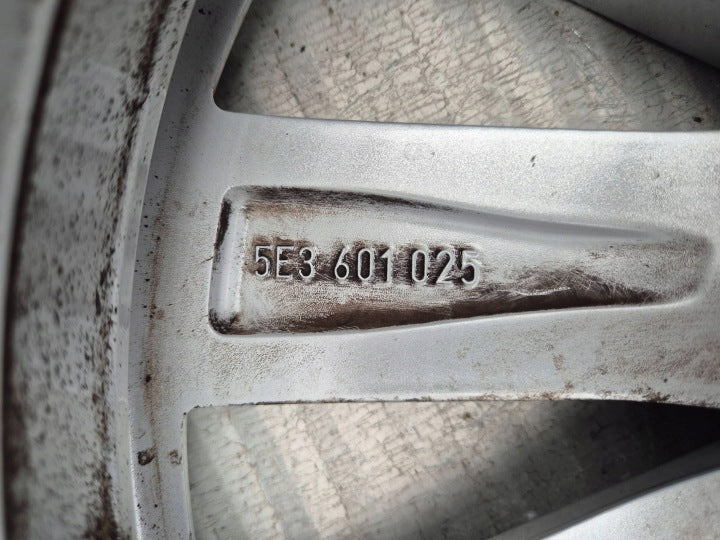 1x Alufelge 17 Zoll 7.0" 5x112 46ET Silber 5E3601025 Skoda Octavia Iii Rim Wheel FEL8296319979hl