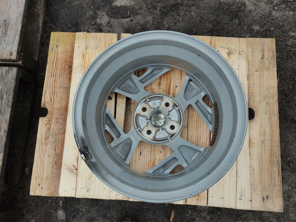 1x Alufelge 15 Zoll 6.0" 4x100 48ET Glanz Silber 52910K7100 Hyundai I10 Iii FEL4752817448uu