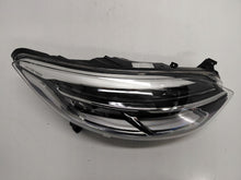 Laden Sie das Bild in den Galerie-Viewer, Frontscheinwerfer Renault Captur I 260107244R Full LED Rechts Headlight SCH2151500623hl