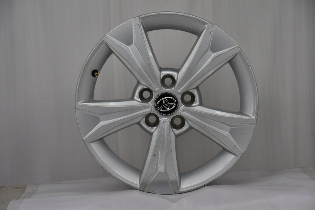4x Alufelge 17 Zoll 6.5" 5x114.3 45ET PW457-10001 Toyota Yaris Cross Rim Wheel