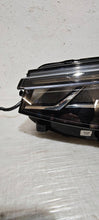 Laden Sie das Bild in den Galerie-Viewer, Frontscheinwerfer VW Passat 3J1941005 LED Links Scheinwerfer Headlight SCH9072109294ze