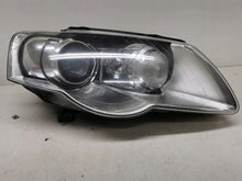 Laden Sie das Bild in den Galerie-Viewer, Frontscheinwerfer VW Passat 55425543 Vorderseite Scheinwerfer Headlight