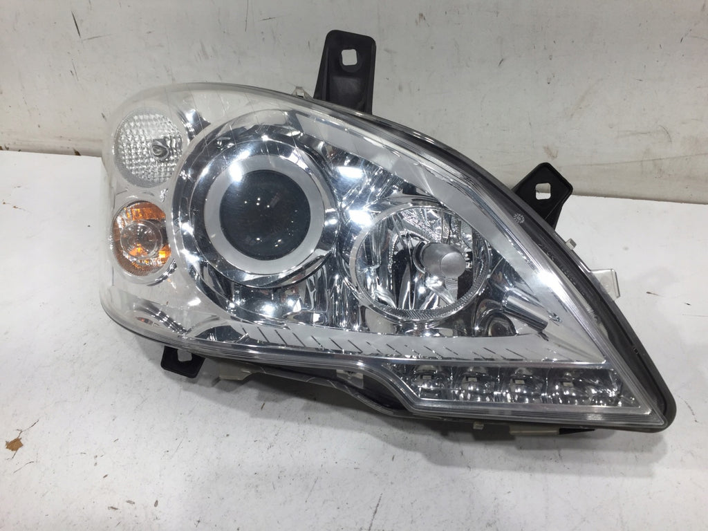 Frontscheinwerfer Mercedes-Benz Vito A6398202961 Xenon Rechts Headlight SCH2708575011ri
