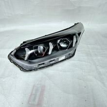 Laden Sie das Bild in den Galerie-Viewer, Frontscheinwerfer Kia Ceed J792111010 LED Links Scheinwerfer Headlight SCH2832398498gn