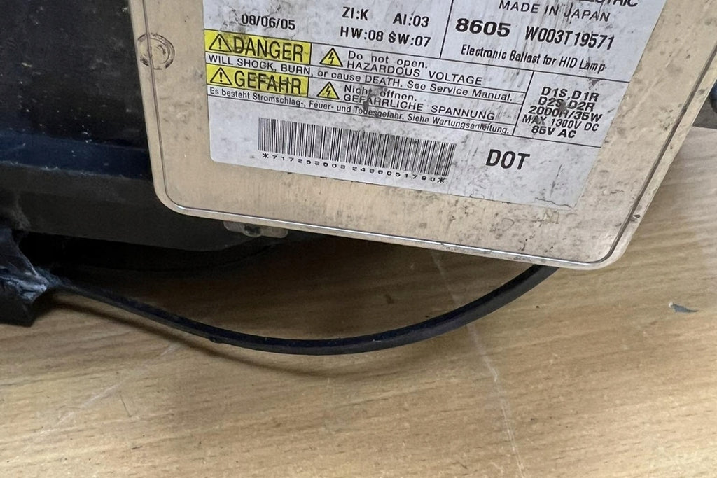 Frontscheinwerfer BMW 7 7172536 Ein Stück (Rechts oder Links) Headlight SCH7706615266bd