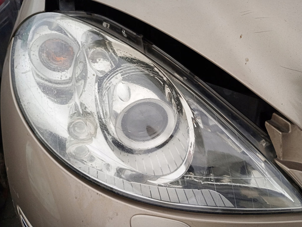 Frontscheinwerfer Mercedes-Benz W169 Xenon Rechts Scheinwerfer Headlight SCH8435574716qd