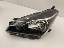 Load image into Gallery viewer, Frontscheinwerfer Toyota Yaris Links Scheinwerfer Headlight SCH1065920264af