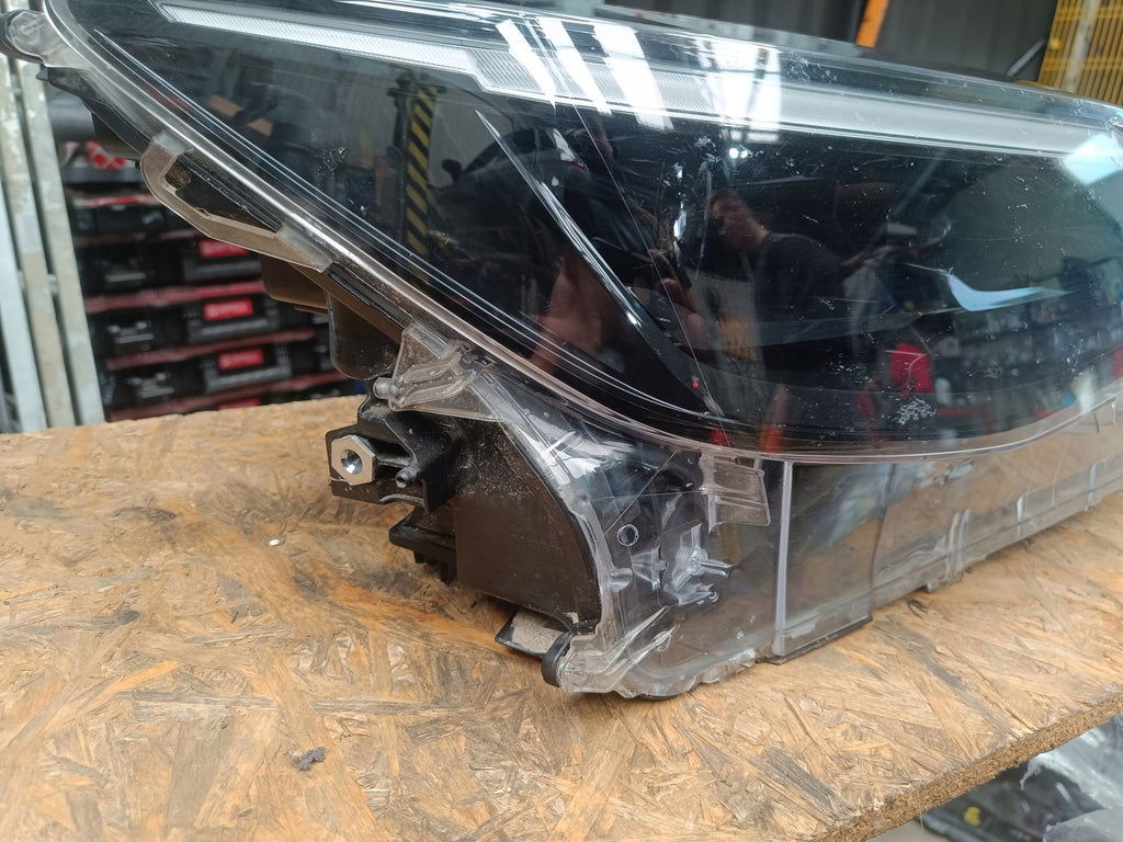 Frontscheinwerfer Toyota Yaris Cross LED FALSE Scheinwerfer Headlight SCH7506246542mf
