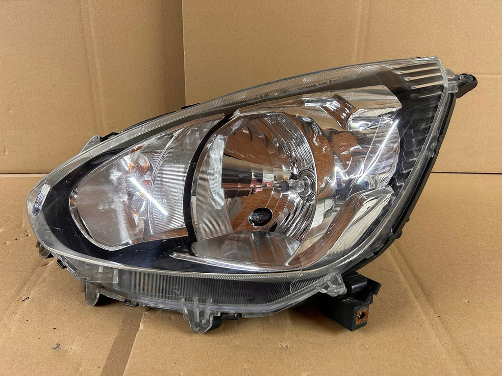 Frontscheinwerfer Mitsubishi Space Star 8301C193 Links Scheinwerfer Headlight