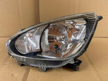 Laden Sie das Bild in den Galerie-Viewer, Frontscheinwerfer Mitsubishi Space Star 8301C193 Links Scheinwerfer Headlight