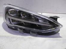 Laden Sie das Bild in den Galerie-Viewer, Frontscheinwerfer Ford Focus JX7B-13B626-AD Full LED Rechts Headlight