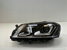 Laden Sie das Bild in den Galerie-Viewer, Frontscheinwerfer VW Passat B7 3AB941751 Xenon Links Scheinwerfer Headlight