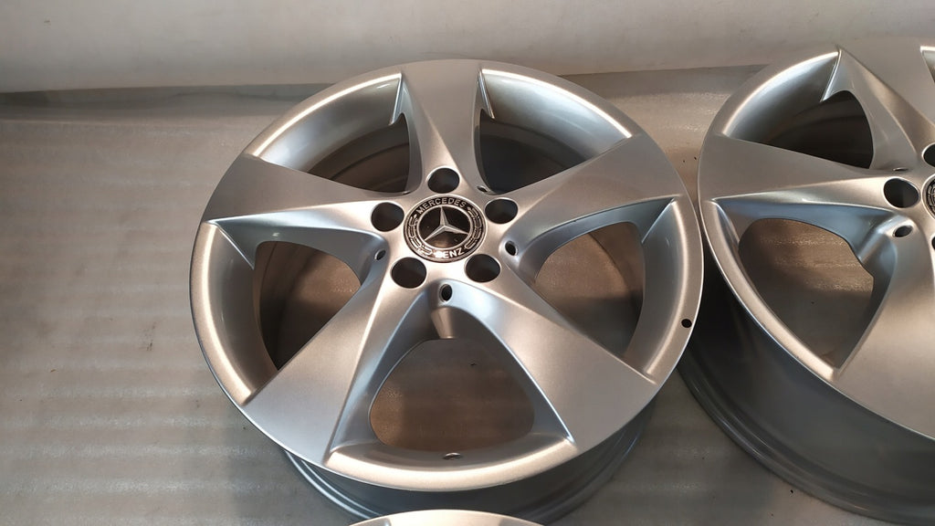 4x Alufelge 17 Zoll 7.0" 5x112 51ET A4474012200 Mercedes-Benz V-Class V Class FEL4221859350dz