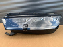 Laden Sie das Bild in den Galerie-Viewer, Frontscheinwerfer Skoda Octavia IV 5E4941015A Full LED Links Headlight SCH9703053932fd