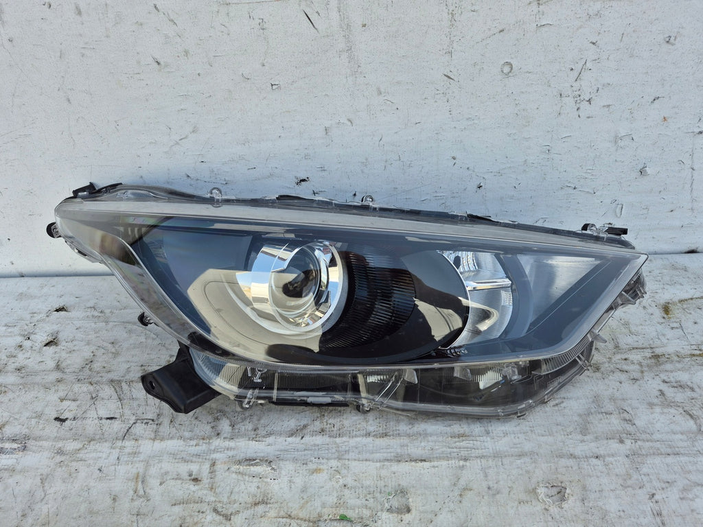 Frontscheinwerfer Toyota Yaris K0-6EU Ein Stück (Rechts oder Links) Headlight