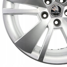 Laden Sie das Bild in den Galerie-Viewer, 1x Alufelge 18 Zoll 8.0" 5x112 44ET Glanz Silber 3V0601025F Skoda Superb FEL9150671695pq