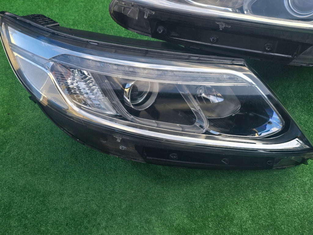 Frontscheinwerfer Kia Sorento I 92102-2P700 Bi-Xenon Rechts oder Links