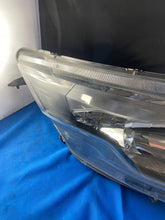 Laden Sie das Bild in den Galerie-Viewer, Frontscheinwerfer Iveco Daily I 5801473749 Rechts Scheinwerfer Headlight SCH1905303690il