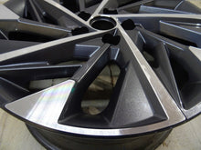 Laden Sie das Bild in den Galerie-Viewer, 1x Alufelge 18 Zoll 7.5" 5x112 51ET Glanz Graphit 52910-N7220 Hyundai Tucson FEL1795631622ab