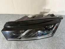 Laden Sie das Bild in den Galerie-Viewer, Frontscheinwerfer Skoda Octavia IV 5E4941015A Links Scheinwerfer Headlight SCH1604040437do