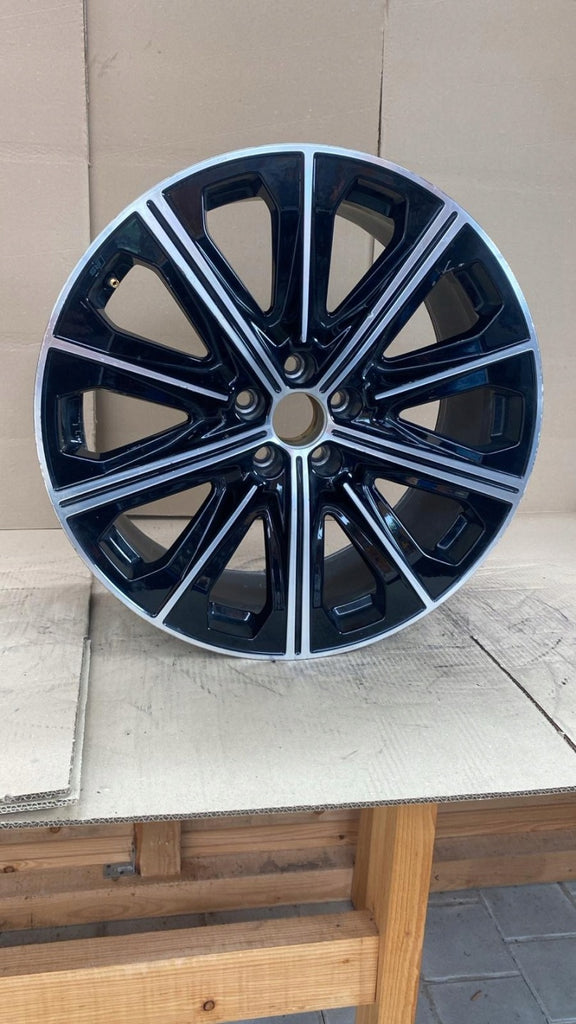 1x Alufelge 20 Zoll 9.0" 5x112 42ET Glanz Schwarz 89A601025AB Audi E-Tron FEL9777529134iw