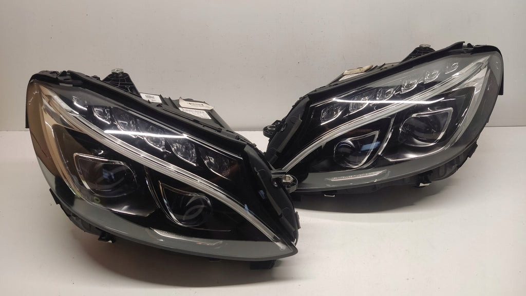 Frontscheinwerfer Mercedes-Benz W205 A2059063104 LED Rechts oder Links