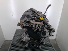 Load image into Gallery viewer, Motor Renault G9TS7421 2.2 DCI 2004 Diesel Engine Unkomplett