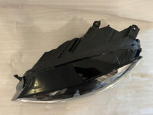 Load image into Gallery viewer, Frontscheinwerfer VW Golf VII 5G1941751 Xenon Links Scheinwerfer Headlight SCH1632773826jc