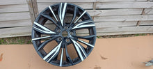 Load image into Gallery viewer, 1x Alufelge 19 Zoll 7.5&quot; 5x114.3 35ET KE409-6P400 Nissan Qashqai J11 Pulsar