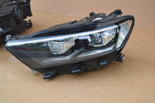 Laden Sie das Bild in den Galerie-Viewer, Frontscheinwerfer VW T-Roc 2GA941035D LED Links Scheinwerfer Headlight